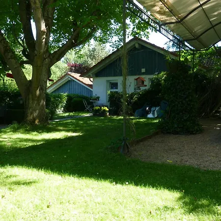 Apartment Land Und Leute - Mit Terrasse Und Gartenblick